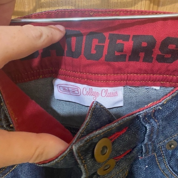 College Classics e5 UW Wisconsin Badgers jeans size 26 - Picture 3 of 5